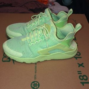 Nike Air Hurache Neon Green